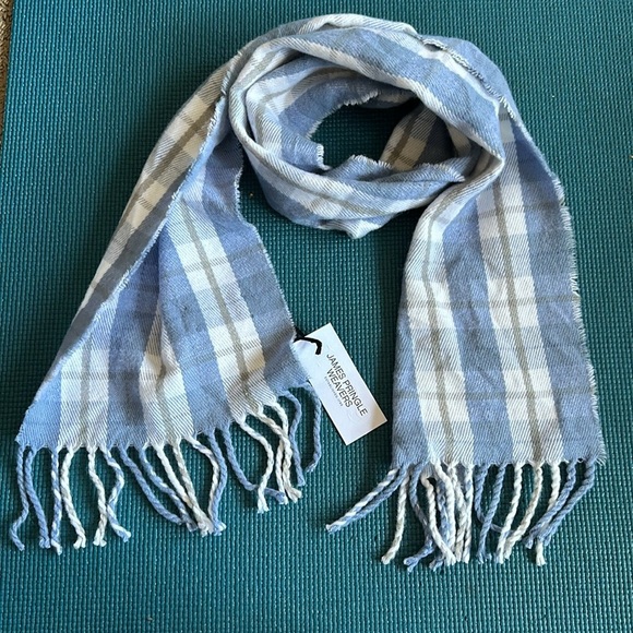 James Pringle Weavers Light Blue White Plaid Scarf NWT - Picture 3 of 3